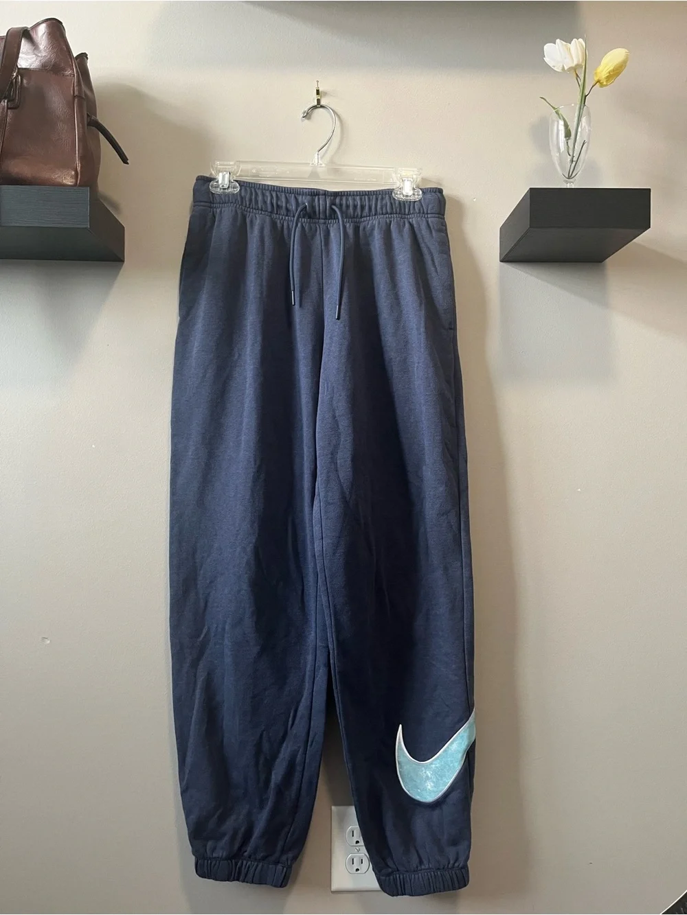 Nike Sportswear Easy Fleece Joggers Navy Sweatpants with Aqua Swoosh Accent